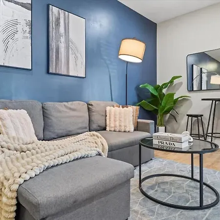 Luxe 1br In Waverly *