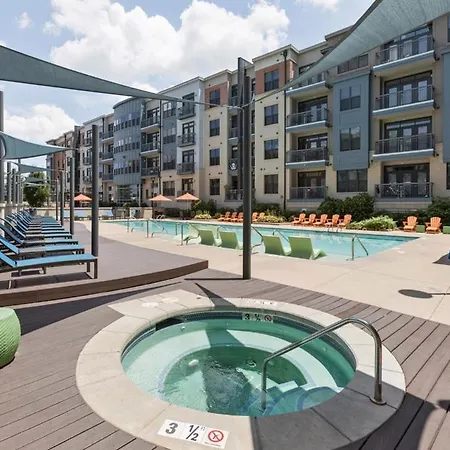 Apartment 2 Bedroom Boutique In The Heart Of