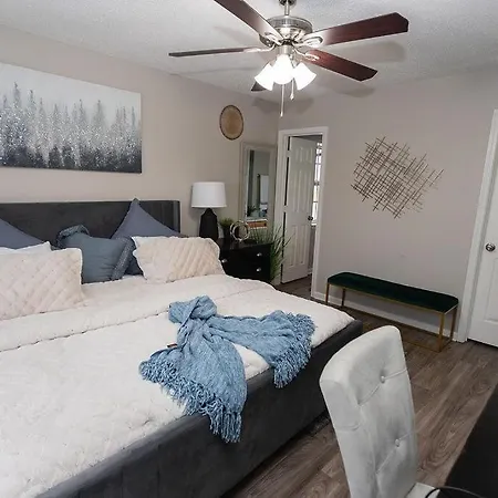3 Bedroom House 10 Mins To Uptown Charlotte