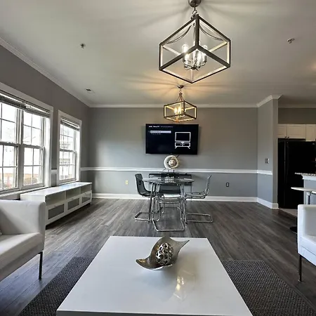 Now And Zen Holiday home Charlotte