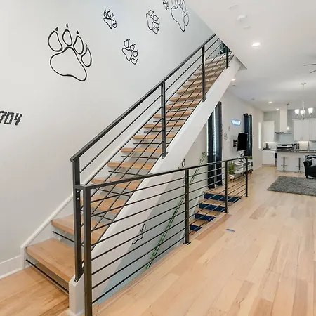 Queen City's Den Uptown Holiday home Charlotte