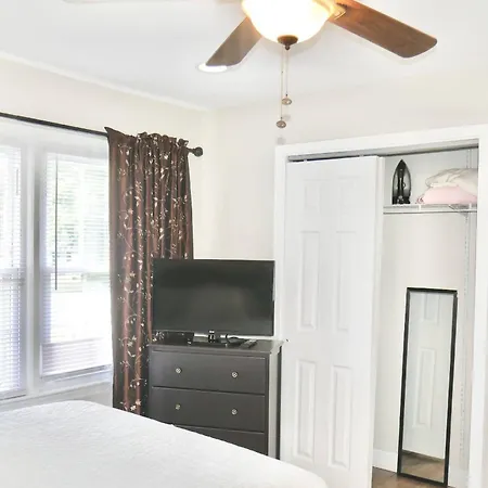 Parkside Retreat Holiday home *
