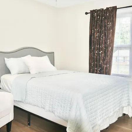 Parkside Retreat Holiday home Charlotte