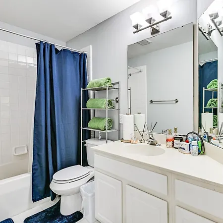 Holiday home 1/2 Mi To Bank Of America Stadium: Uptown Condo! *
