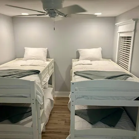 Your House Awaits! * Charlotte