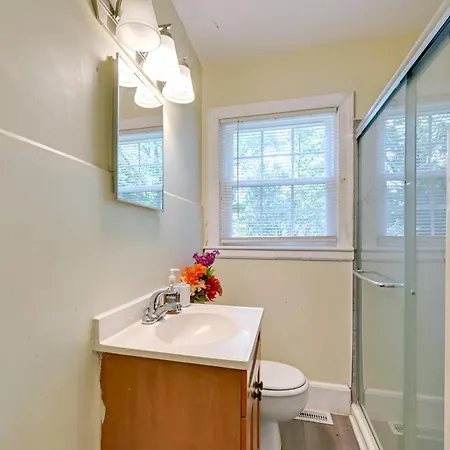 5 Mi To Uptown: Hideaway W/ Yard Holiday home Charlotte
