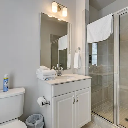 2 Mi To Uptown Charlotte: Family Townhome! Charlotte