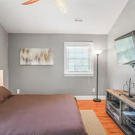 Apartment Large Beautiful Sleeps 16+ *
