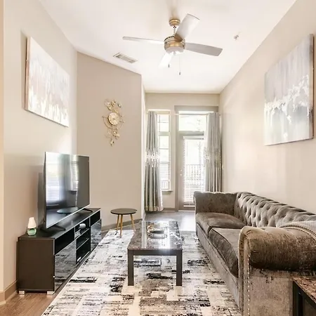 Stylish 1br Uptown Charlotte