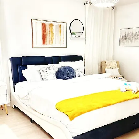 Christmas 3br , King And Queen Beds , Uptown * Charlotte