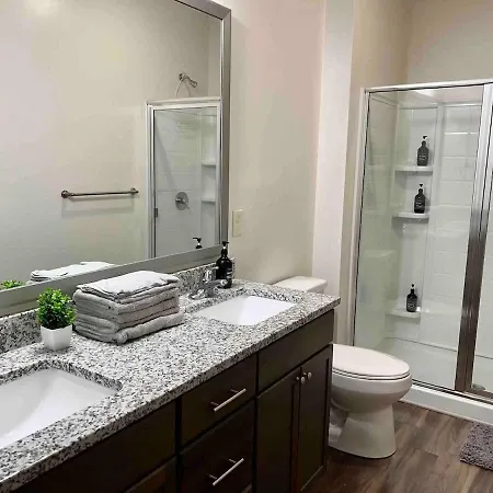 Upscale King 3 Bed To Uptown *