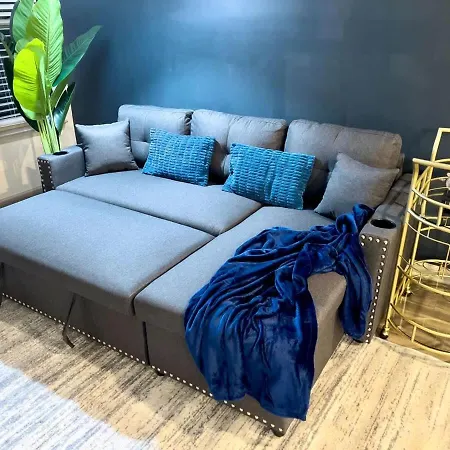 Upscale King 3 Bed To Uptown Apartment *