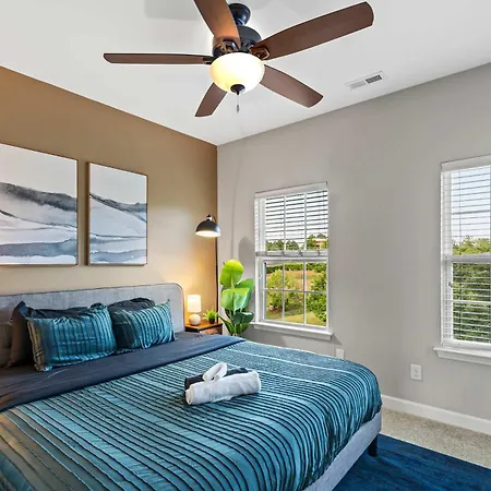 3br Townhouse King Bed Garage Pineville Holiday home