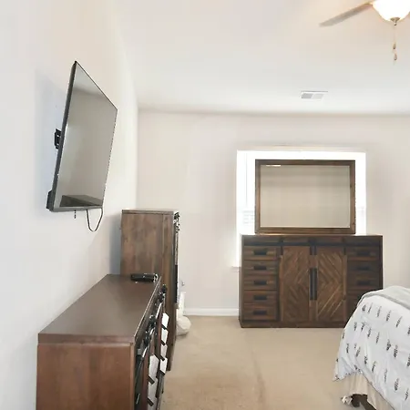 Arbor Creek Retreat Homestay *