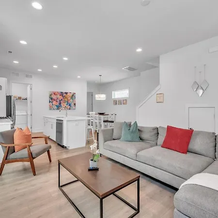 Queen 4br 3ba Retreat * Charlotte