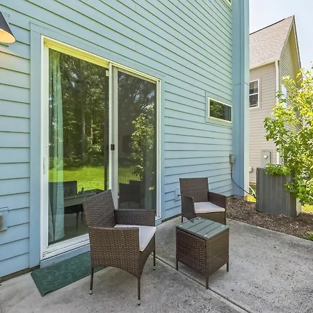 Queen 4br 3ba Retreat Charlotte