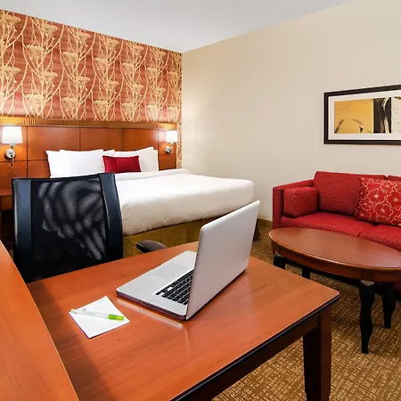 Hotel Courtyard Arrowood Charlotte