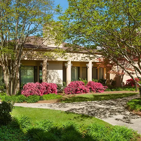 Hotel Courtyard Arrowood 3*
