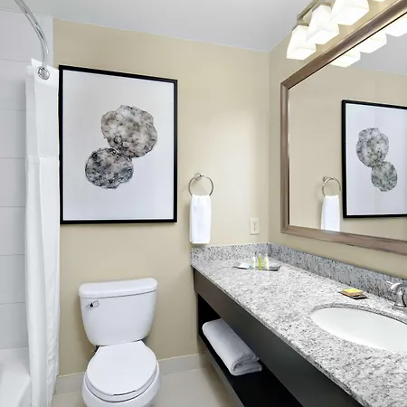 Doubletree By Hilton Charlotte/southpark Hotel 3*