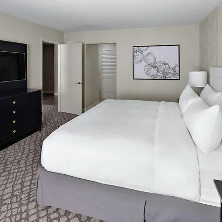 Doubletree By Hilton Charlotte/southpark 3* Charlotte