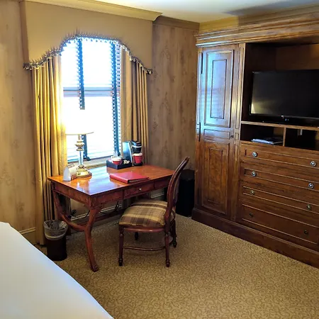 Hotel Dunhill 4*