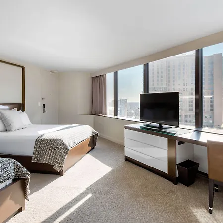 Omni 4* Charlotte