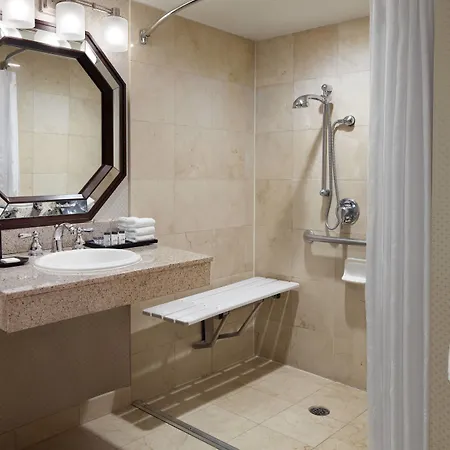 Hotel Sheraton Airport