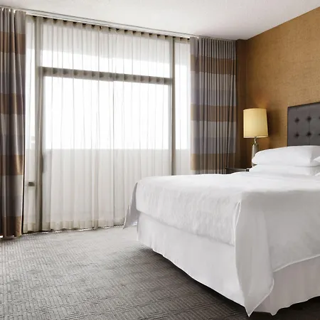 Sheraton 4* Charlotte