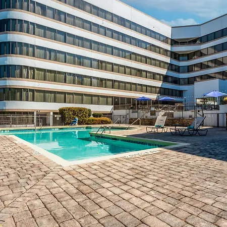 Doubletree By Hilton South Tyvola Hotel
