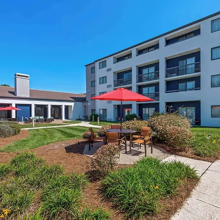 Sonesta Select Research Park 3*