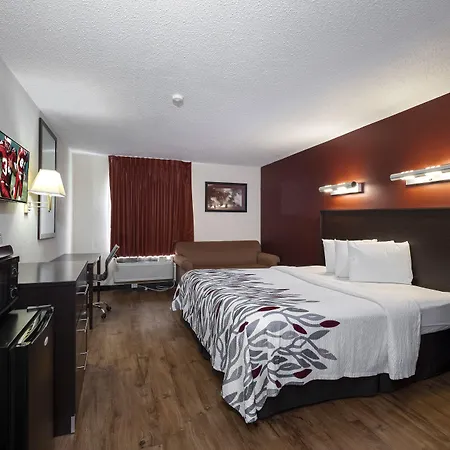 Red Roof - Motel 2*