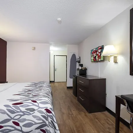 Red Roof - Motel 2*