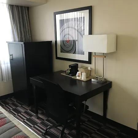 Ramada Plaza By Wyndham South End Airport Hotel Charlotte