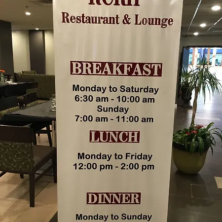 Ramada Plaza By Wyndham South End Airport Hotel