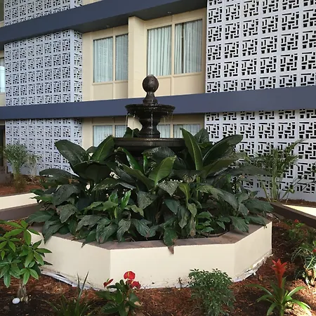 Ramada Plaza By Wyndham South End Airport Hotel Charlotte