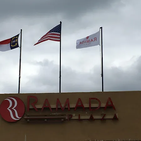 Ramada Plaza By Wyndham South End Airport Hotel