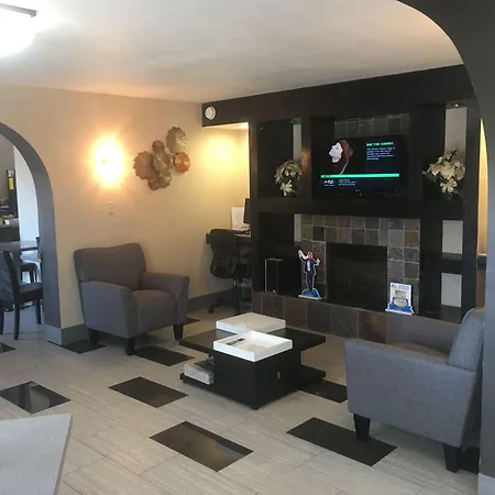 Days By Wyndham Charlotte/woodlawn Near Carowinds Motel
