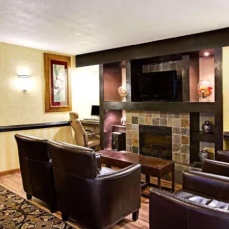 Days By Wyndham Charlotte/woodlawn Near Carowinds