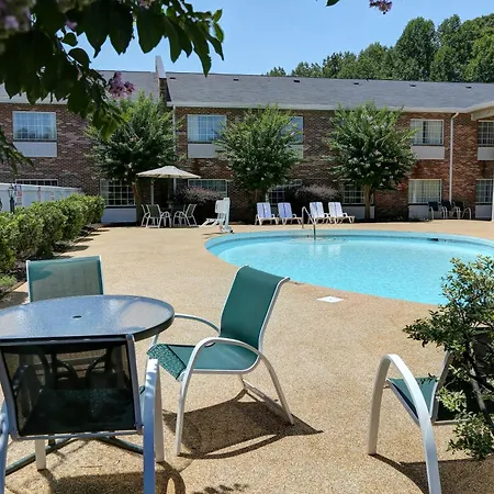 Country & By Radisson, I-85 Airport, Nc 3*