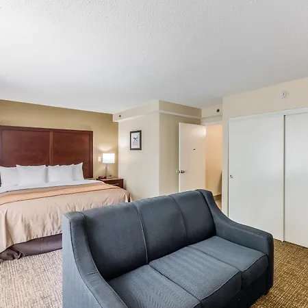 Inn Comfort Airport Uptown 3*