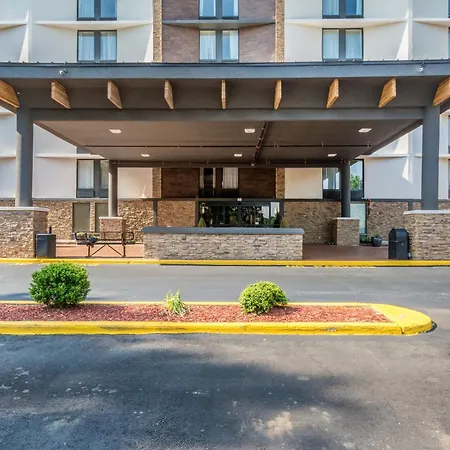 Comfort Airport Uptown Inn