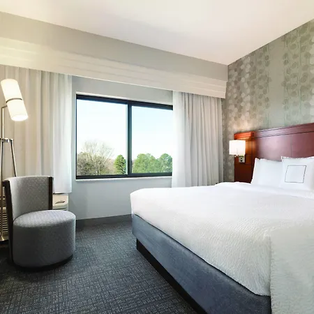 Courtyard Airport North 3* Charlotte