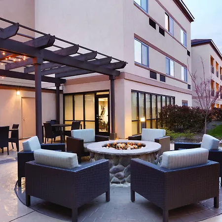 Courtyard Airport North Hotel Charlotte