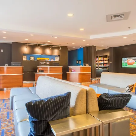 Courtyard By Marriott Airport Loso Hotel 3*