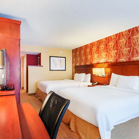 Courtyard By Marriott Airport Loso Hotel