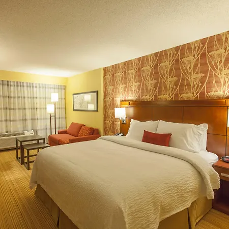 Courtyard By Marriott Airport Loso Charlotte