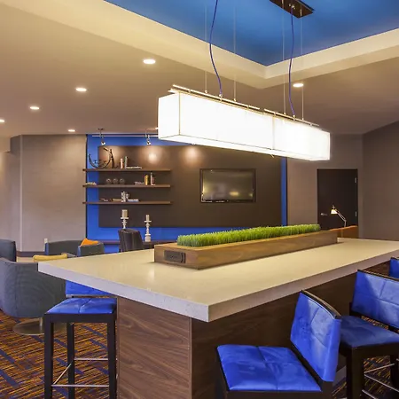 Hotel Courtyard By Marriott Airport Loso Charlotte