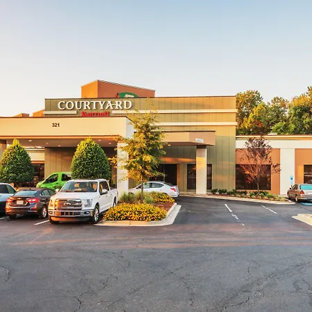 Courtyard By Marriott Airport Loso