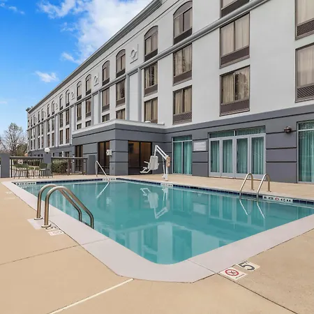 Spark By Hilton Tyvola I-77 Charlotte