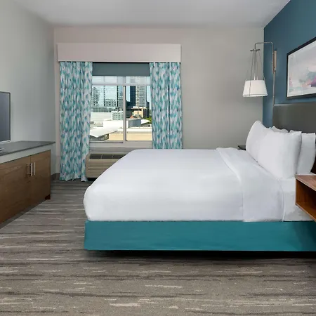 Hilton Garden Uptown
